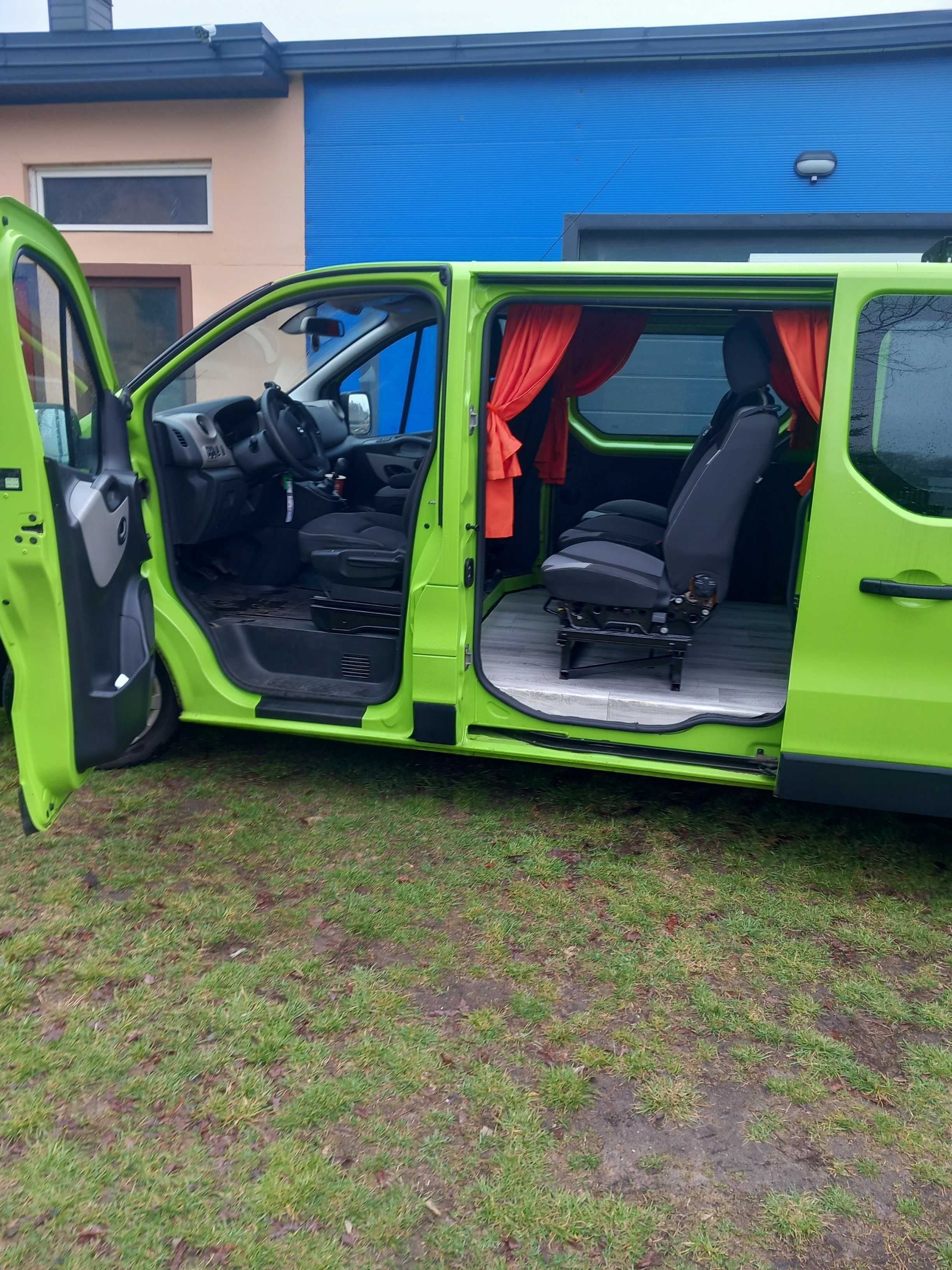 Renault Trafic w Lngu 5-osobowe,Zamiana na Jeepa