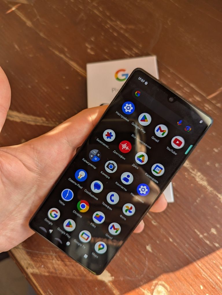 Смартфон Google Pixel 6A  6/128GB Neverlock в отличном состоянии