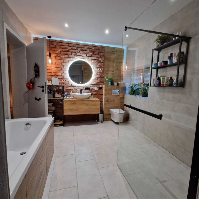 Nowoczesny, funkcjonalny dom z 2022 roku na dużej działce, 6km od Nysy