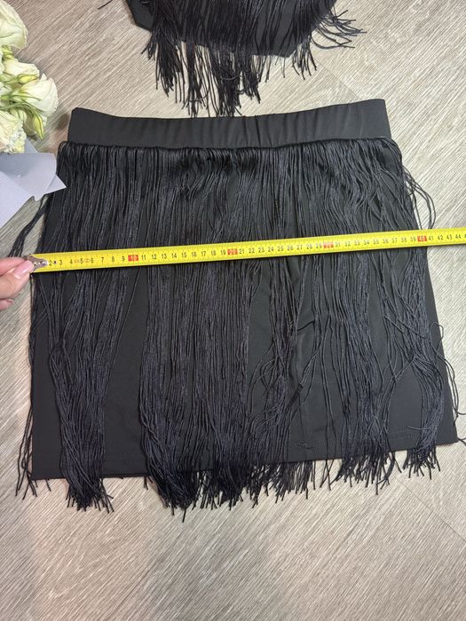 костюм чорного кольору, розмір XS-S юбка топ