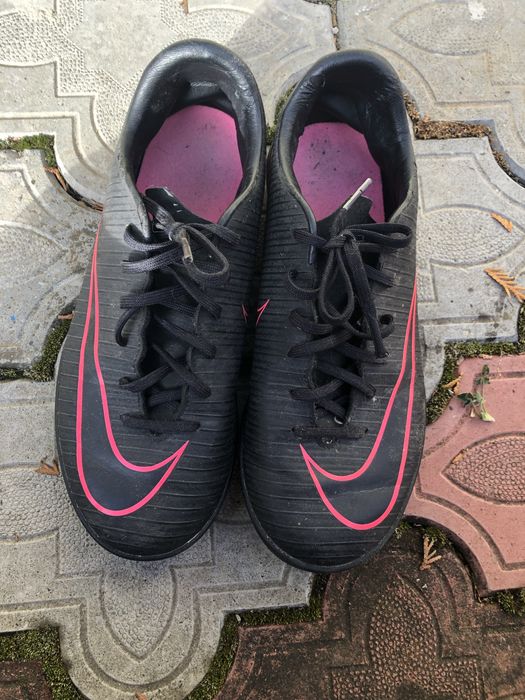 Футбольні сороконіжки nike mercurial
