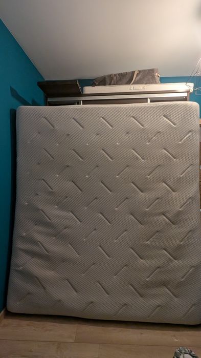 Materac 180x200 Jysk gołd f85