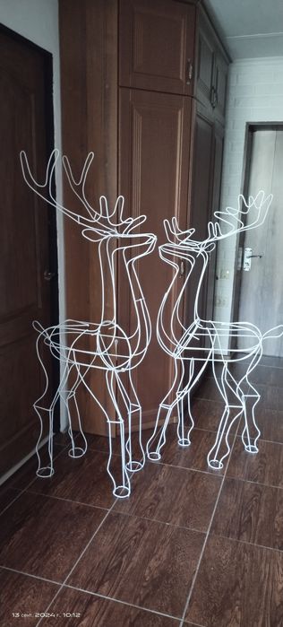 Олень новогодний новорічний олень різдвяні олені подарунки светящиеся