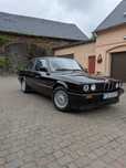 BMW e30 316i coupe