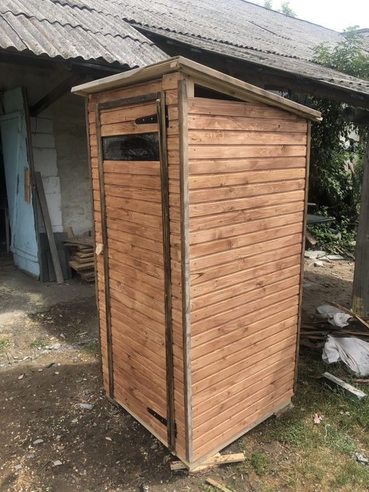 Туалет деревяний, дачний туалет, виходок