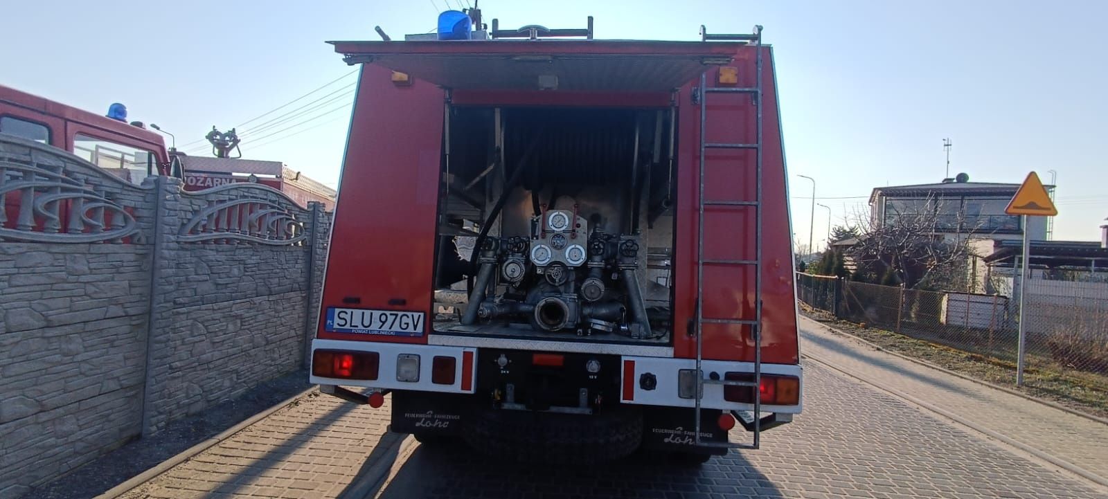 Steyr 791 4x4 strażacki pożarniczy 9 osób zadbany.Moc silnika 210KM.