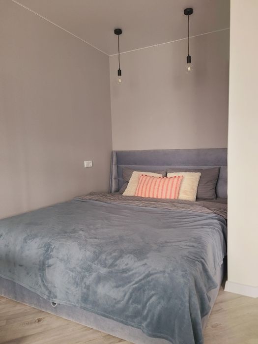 Романтичні апартаменти з балконом в центрі Луцька