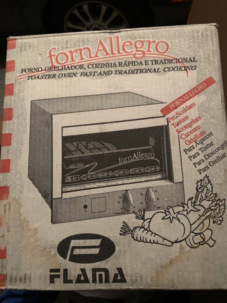 Mini forno marca Flama