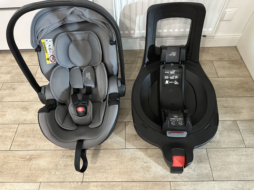 Fotelik samochodowy Britax Romer Baby-Safe 5Z wraz z bazą 360