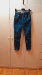 Spodnie jeans Reserved roz. 152