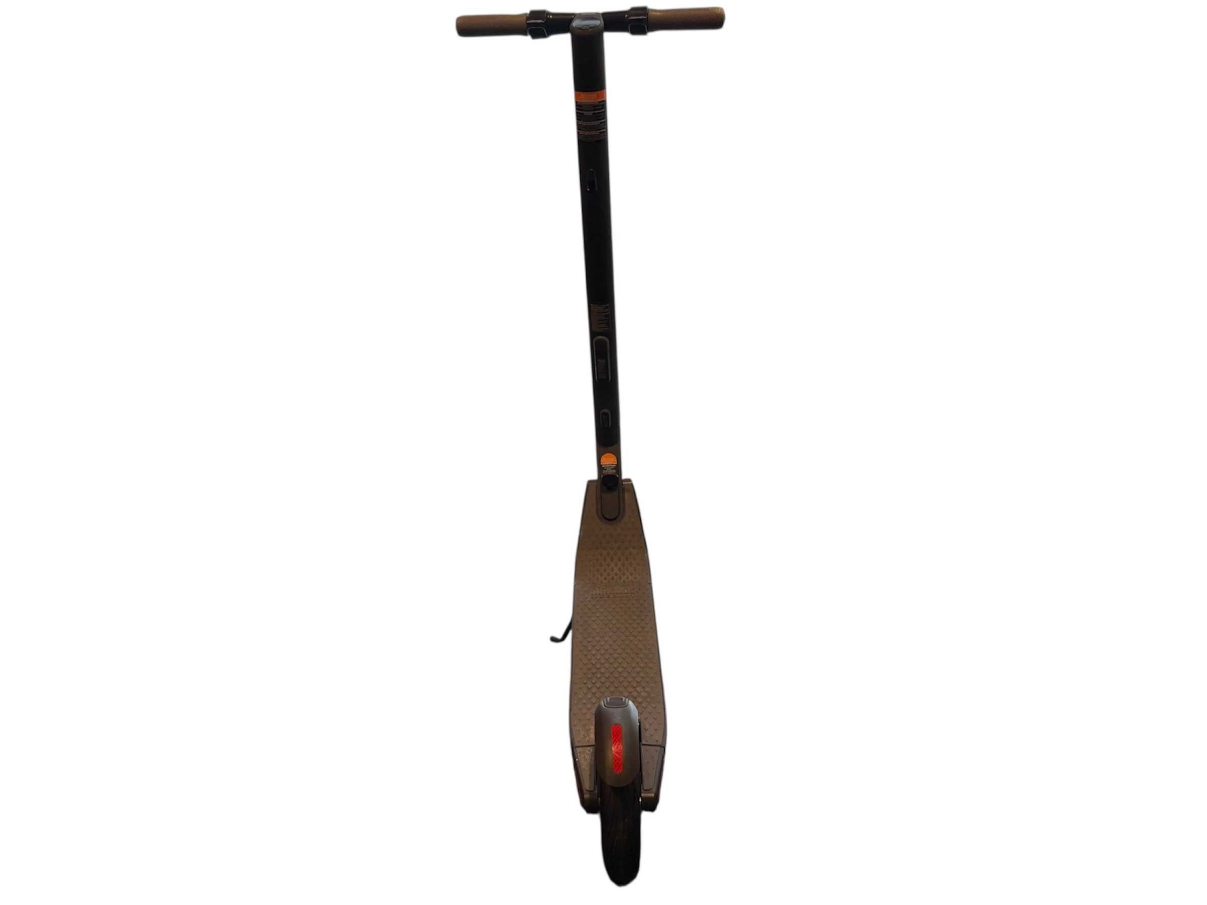 Hulajnoga elektryczna SEGWAY NINEBOT KICKSCOOTER ES 2 + ładowarka