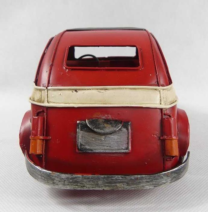 Metalowy czerwony model FIAT 500 pojazd AUTO