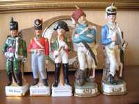 5 figurek ceramiczne żołnierze żołnierzyki