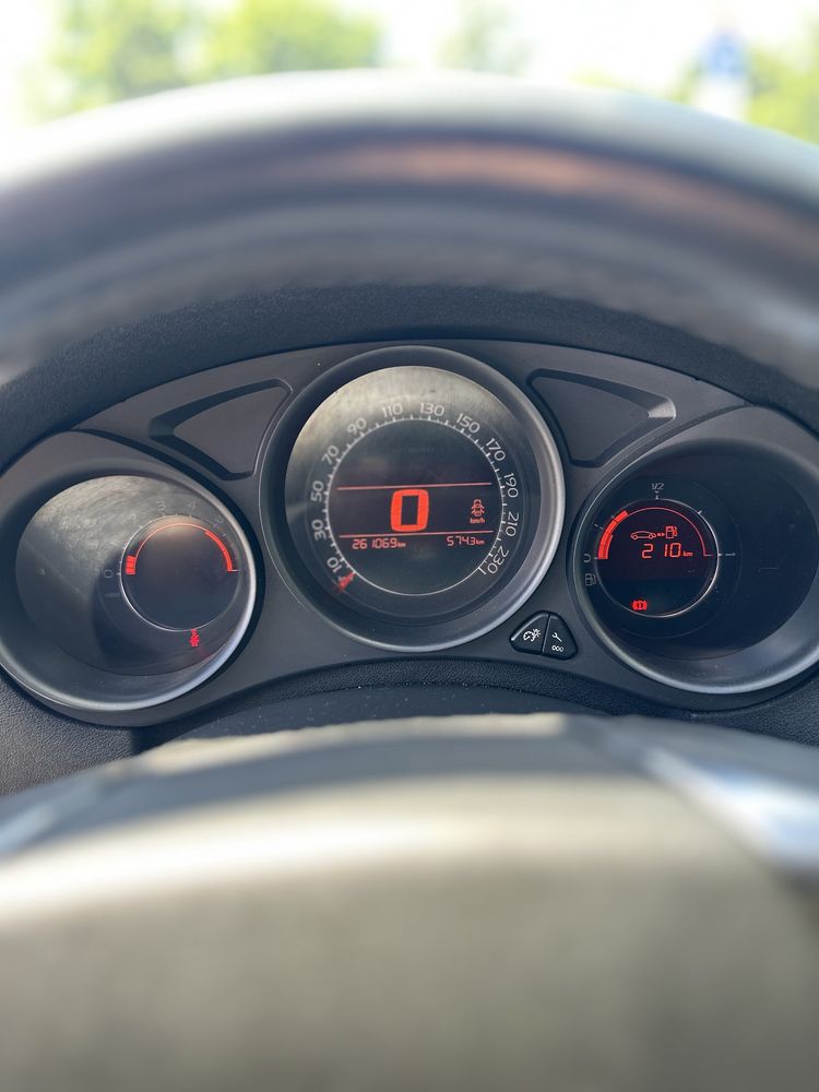 Citroen C4 1.6 дизель 2012 рік