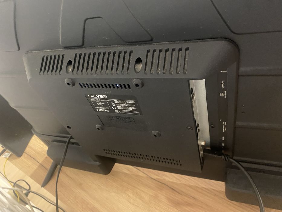 Móvel e tv silver 32 polegadas