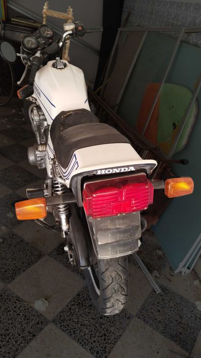 Honda CB 750cc 1982 clássica