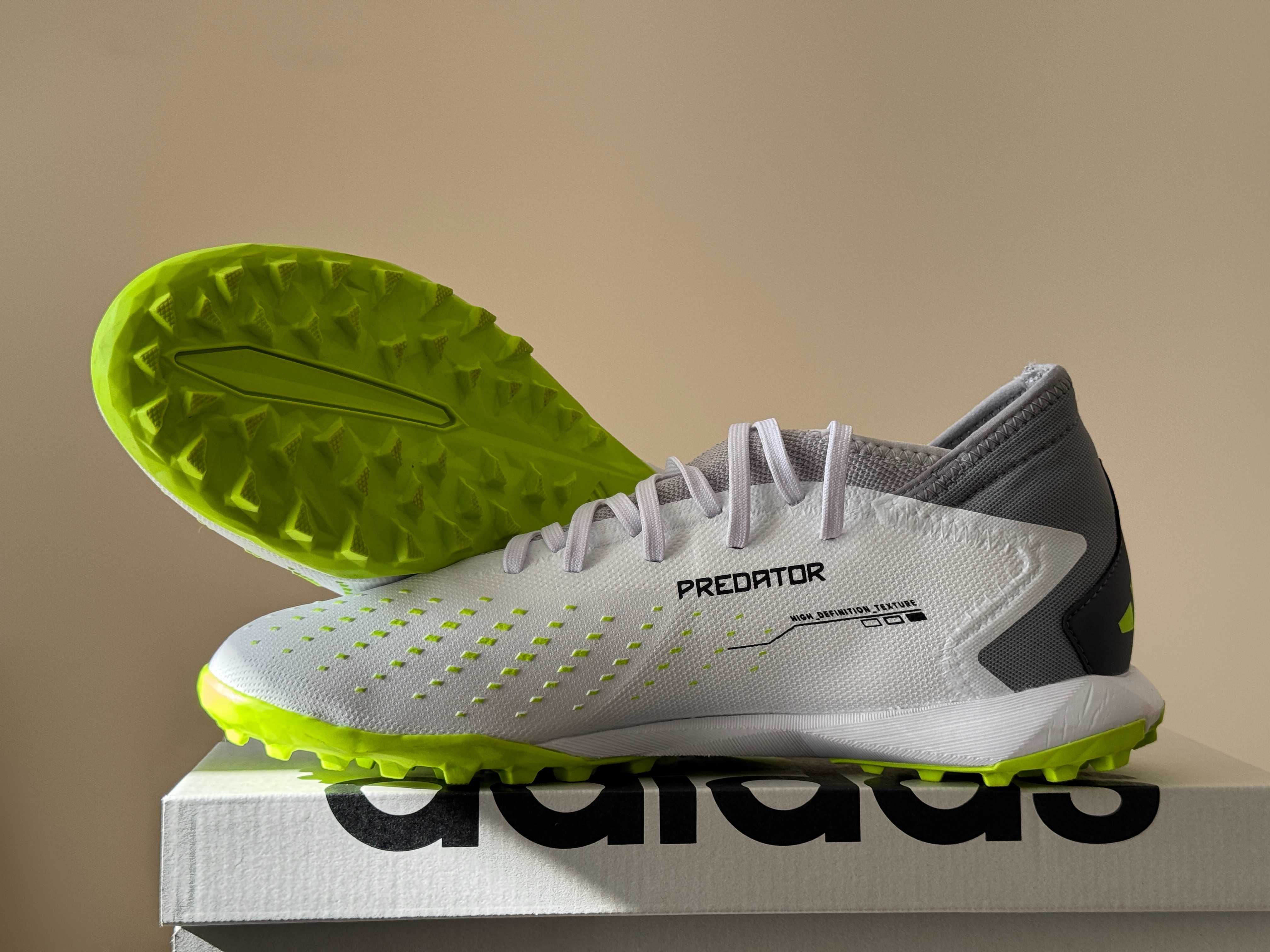adidas Predator NEW сороканіжки сороконожки