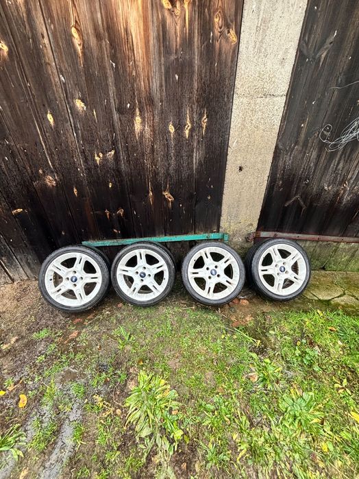 Felgi aluminiowe białe