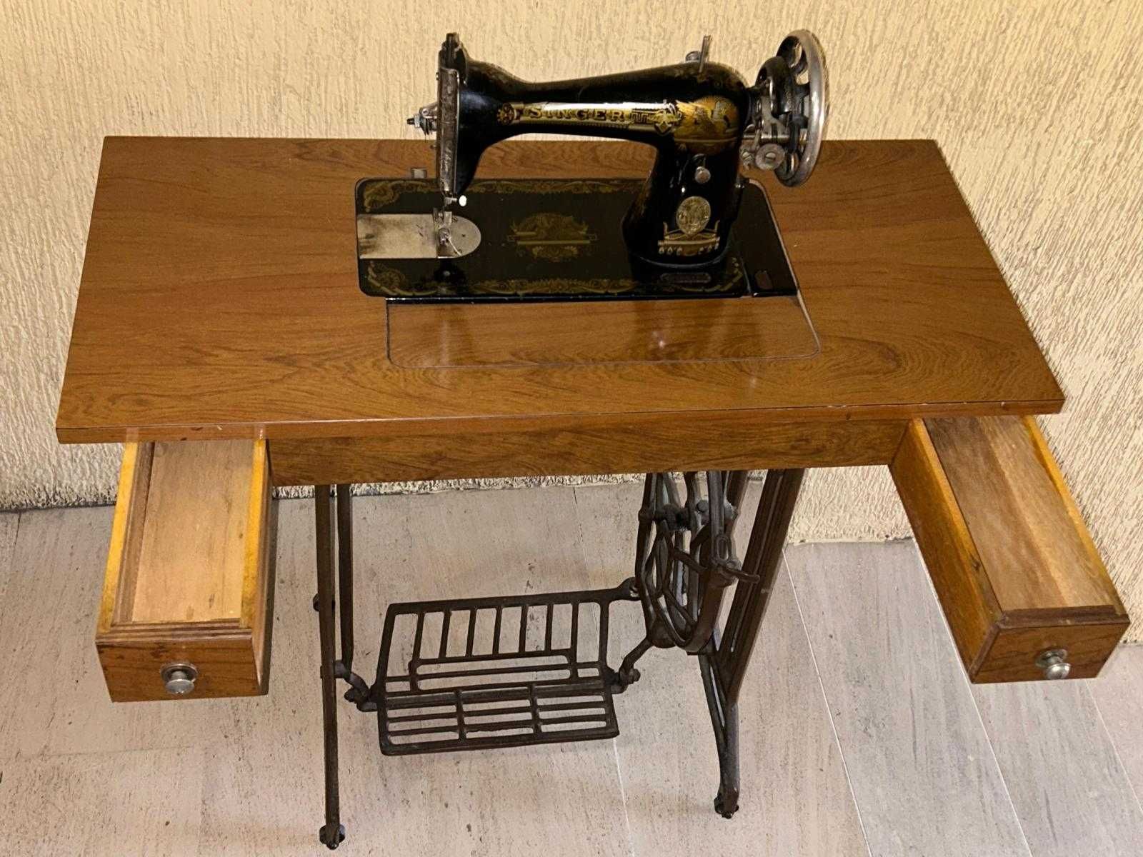 Máquina Costura Singer Muito Antiga