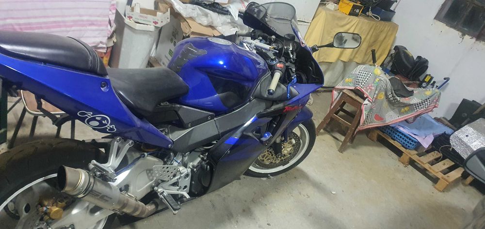 Honda cbr 954rr vendo ou troco