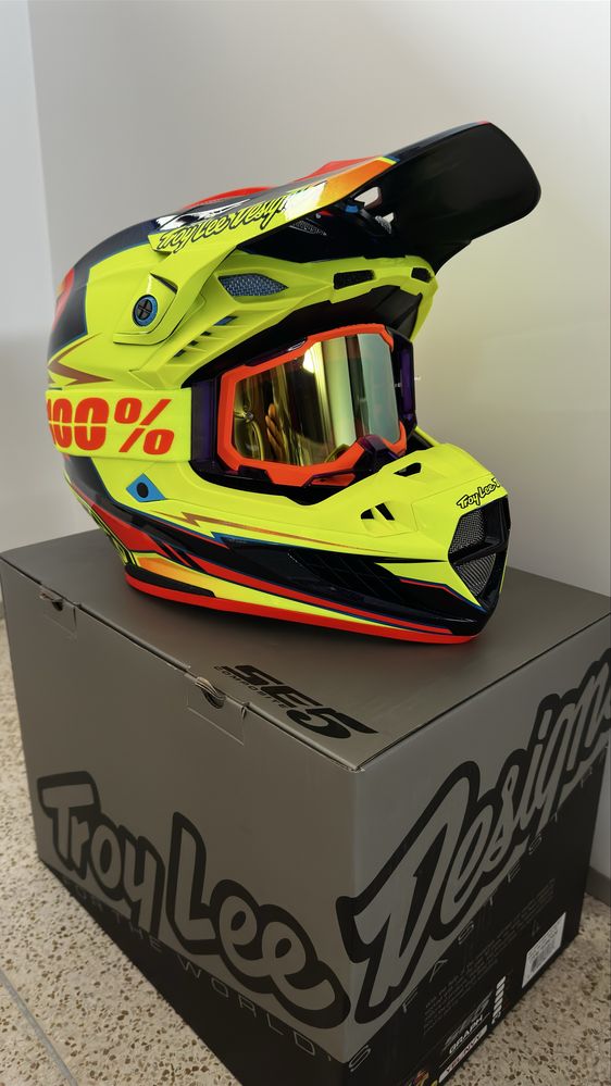 Troy Lee Design SE5