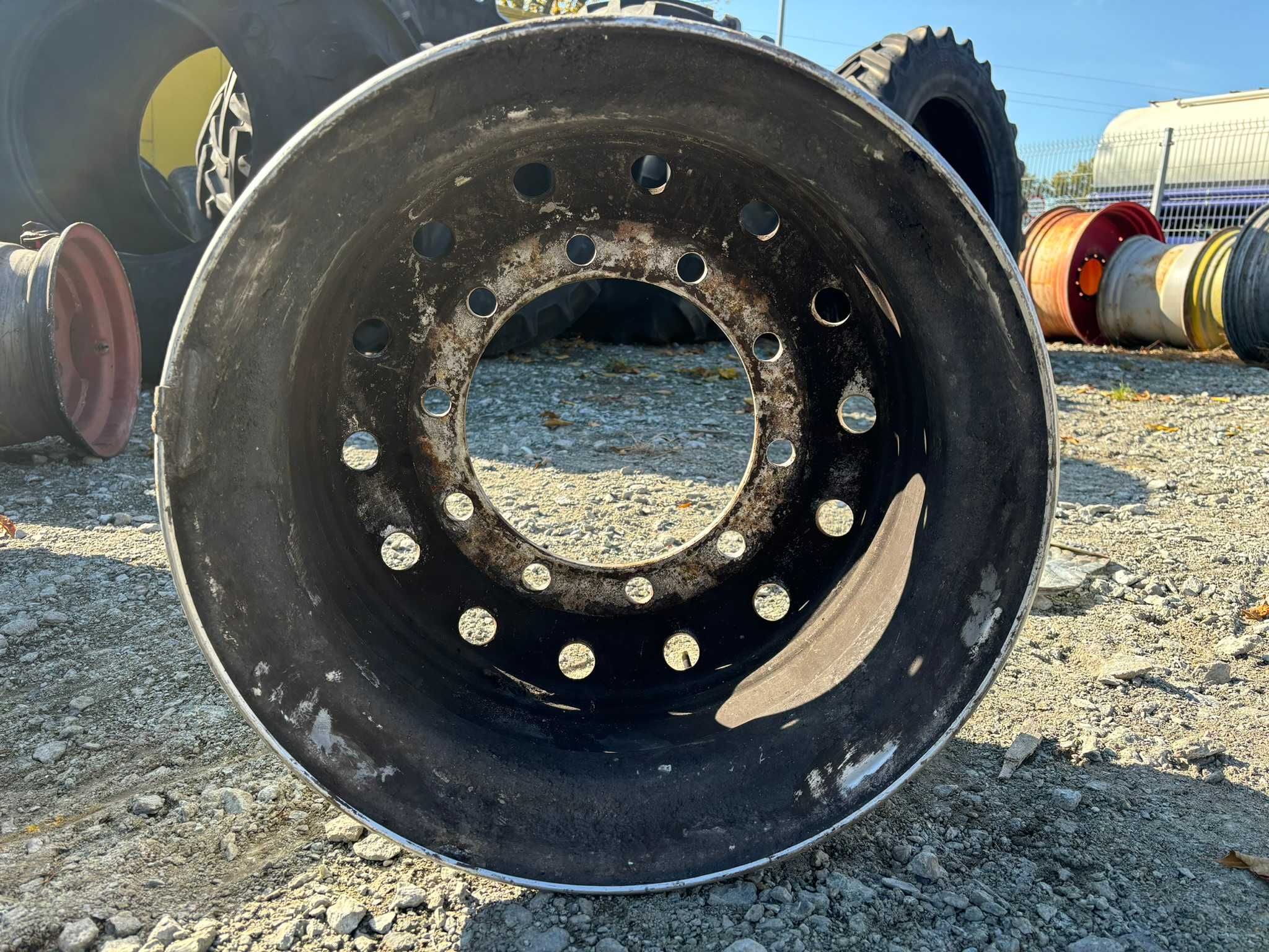 Felga Felgi Ciężarowe Tir Przyczepa Naczepa 22.5" 22.5x11.75 10 ŚRUB