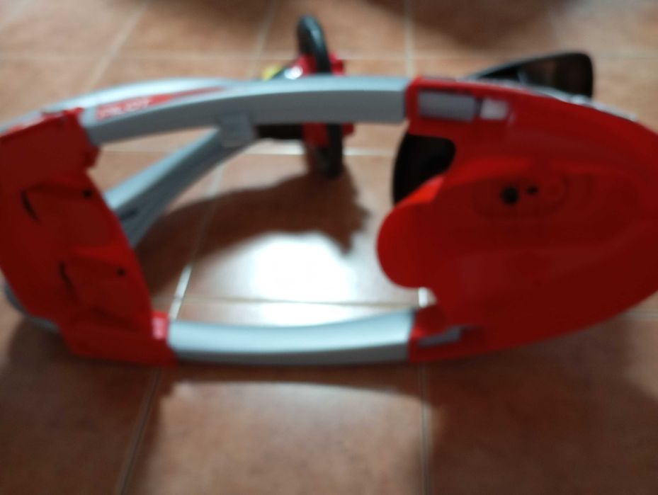 Smoby Simulador de condução Pilot V8 vermelho e preto