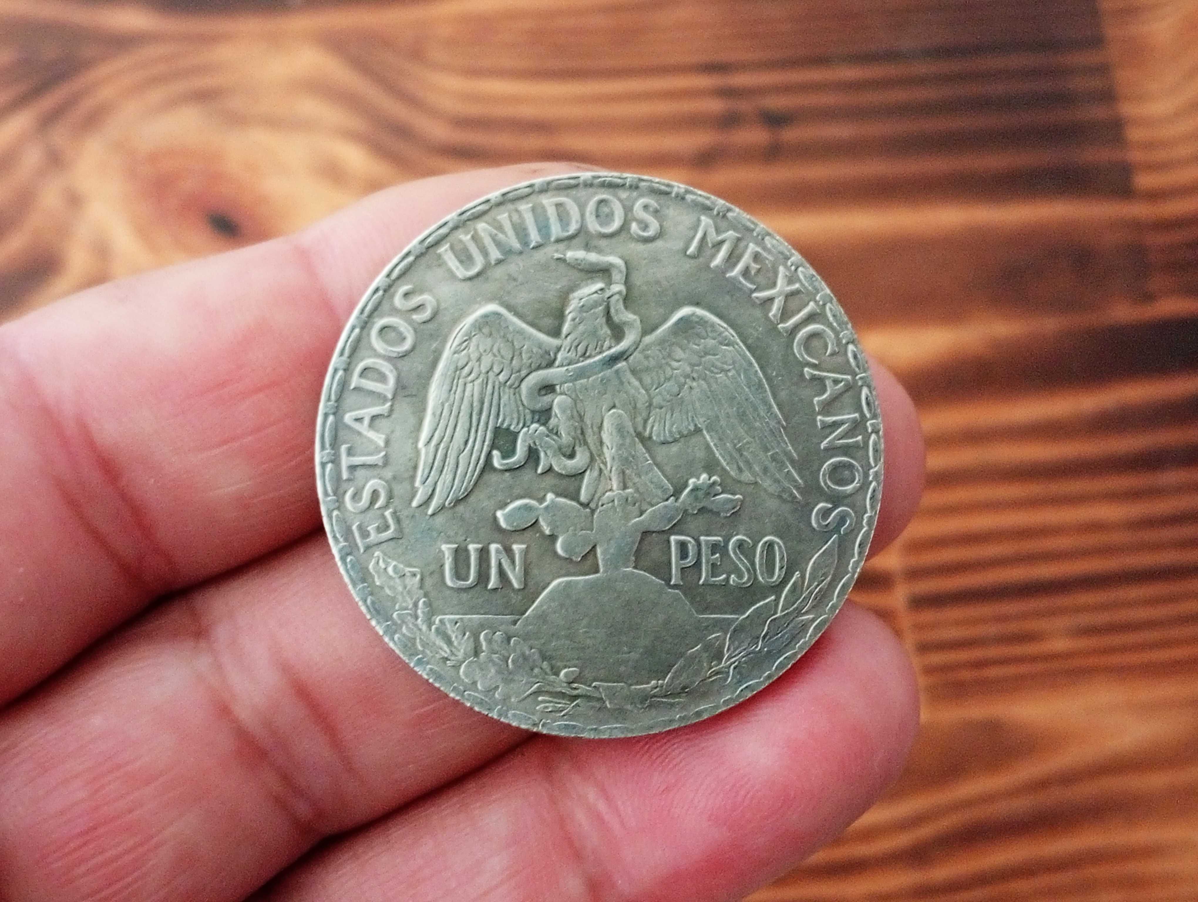 Cópia de moeda Mexicana. Réplica de moeda.