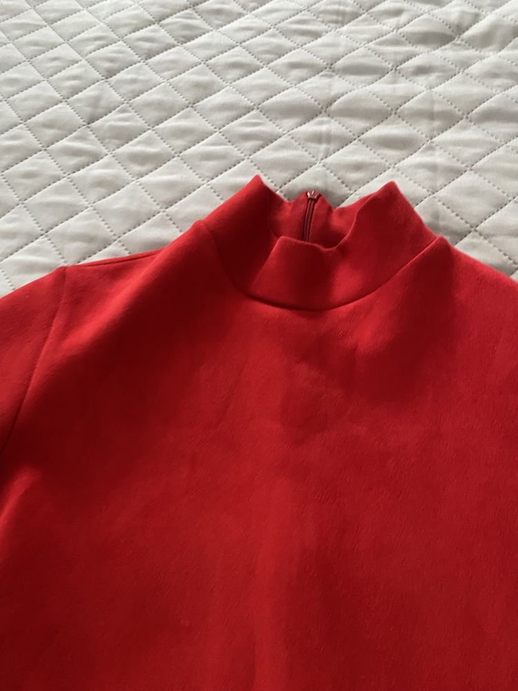 Плаття червоне S