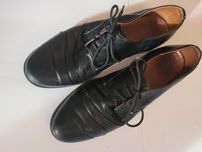 Eleganckie buty skórzane rozm.34