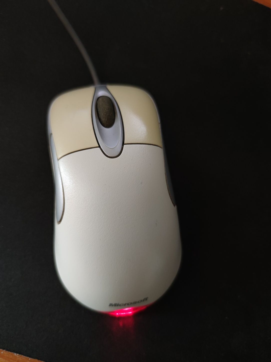 Microsoft IntelliMouse Optical 1.1A