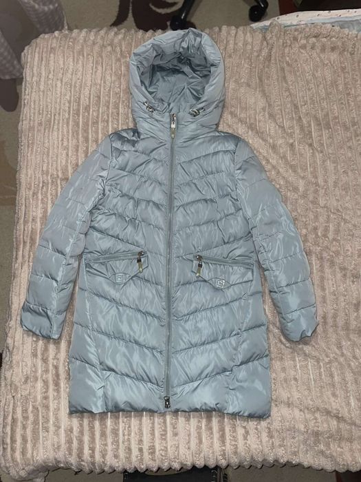 Гарне жіноче  пальто