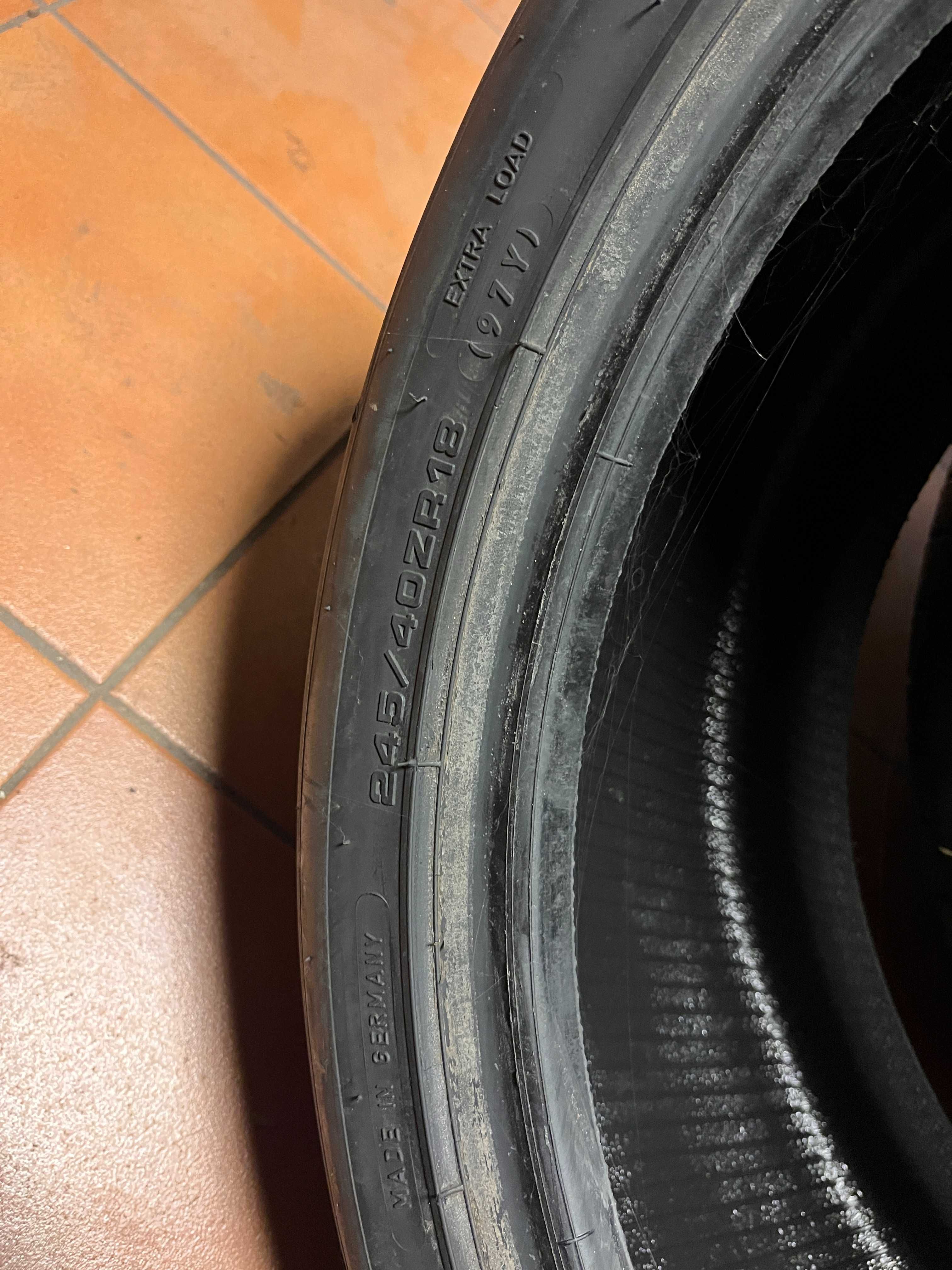 Opony Dunlop Sport Maxx RT2 245/40 r18