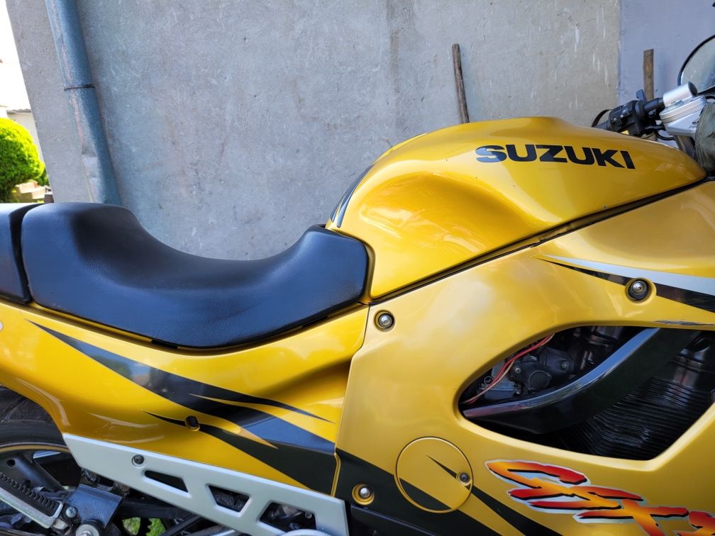 Części Suzuki gsxf 600, wszystkie Części  Tanio!