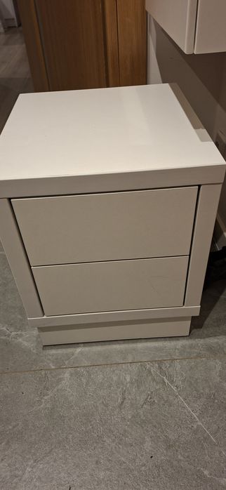 Szafki nocne białe x2