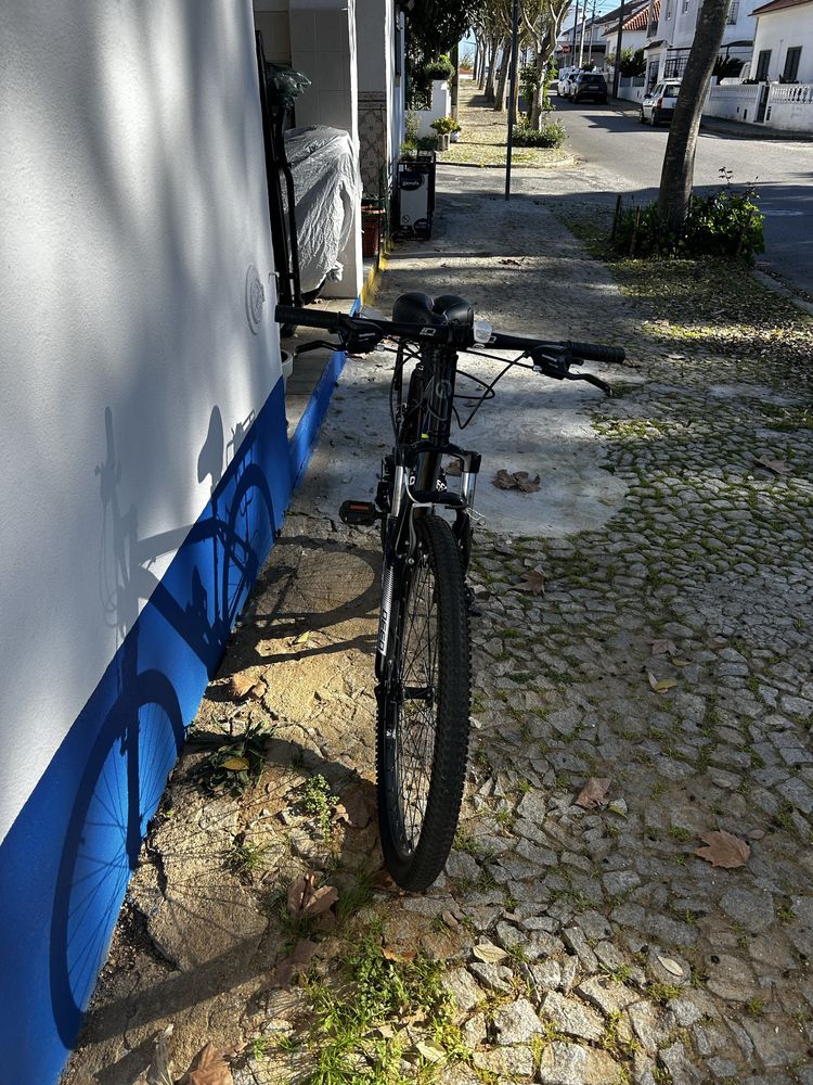 Bicicleta de cidade nova
