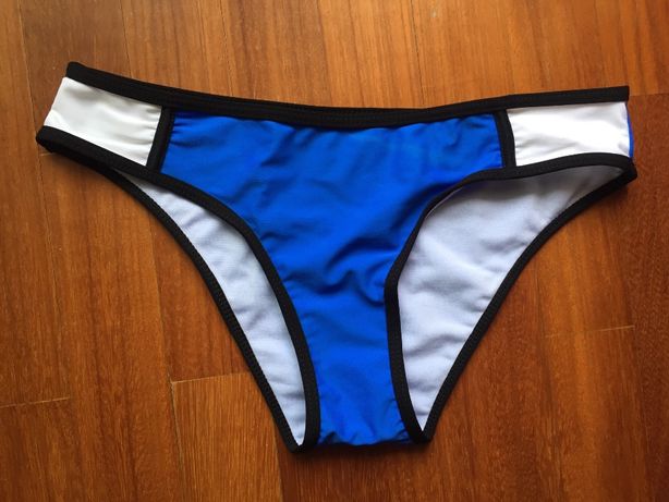 Cuecas de Bikini azuis NOVAS