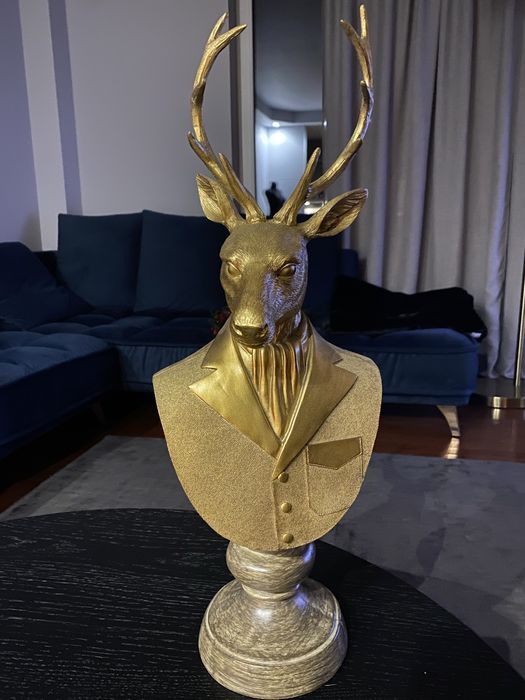 Złote świateczne ozodbne popiersie renifera