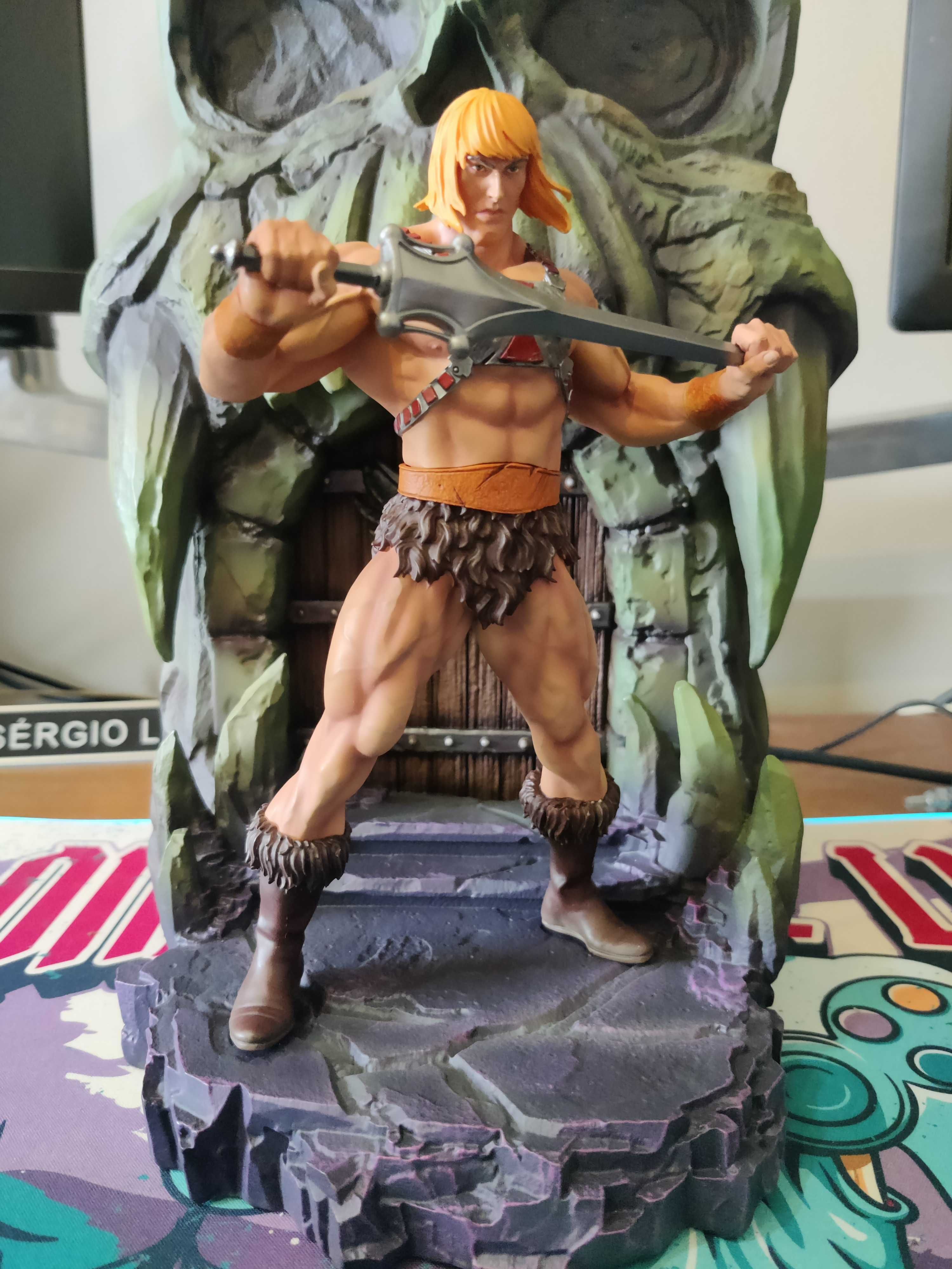 Masters Of The Universe Deluxe: He-Man - Iron Studios