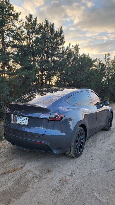 Продам свою Tesla