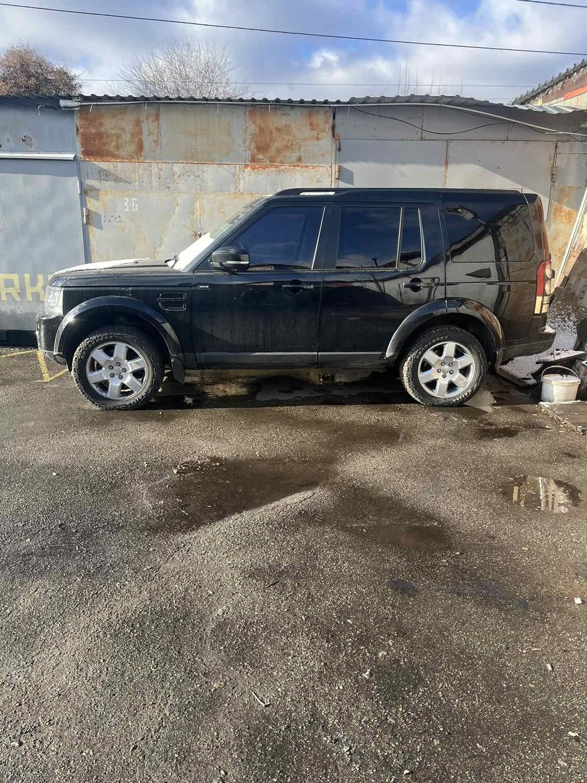 Land Rover Discovery 4