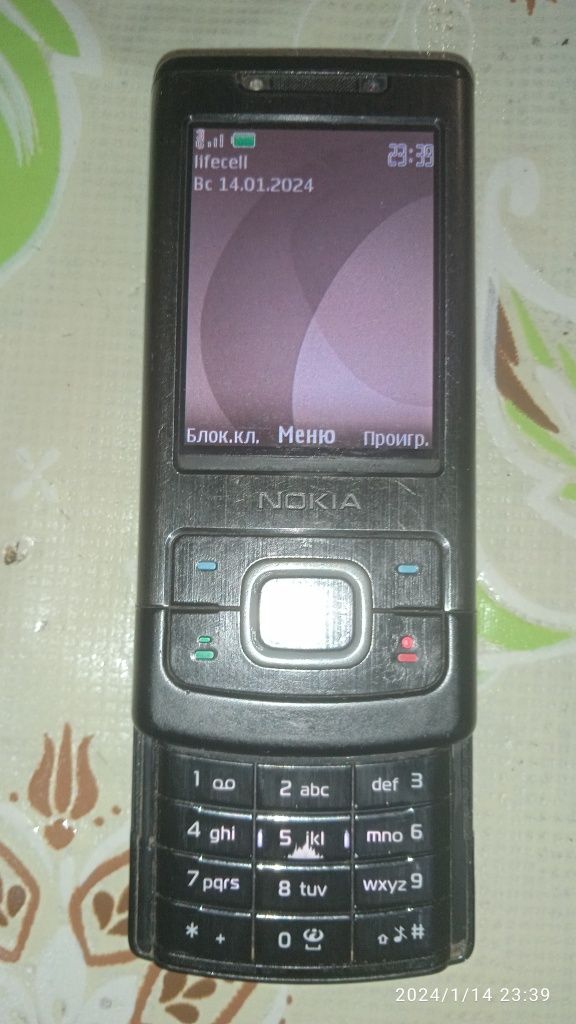 Продам телефон NoKia 6500