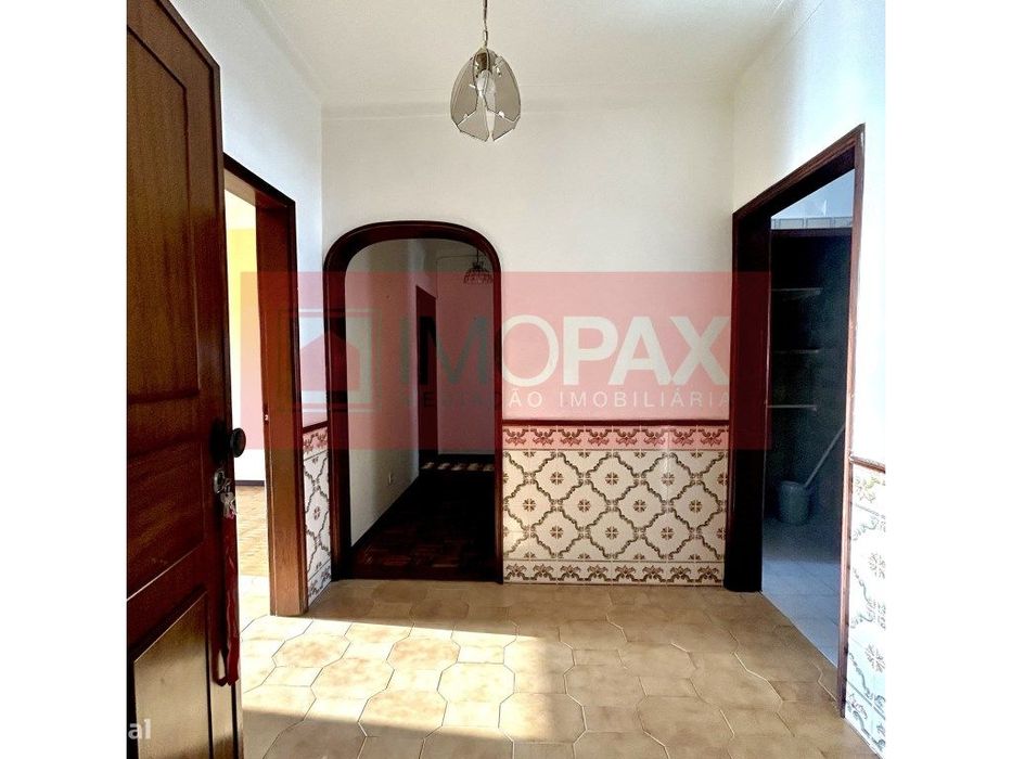 Beja / Apartamento T3 com Arrecadação