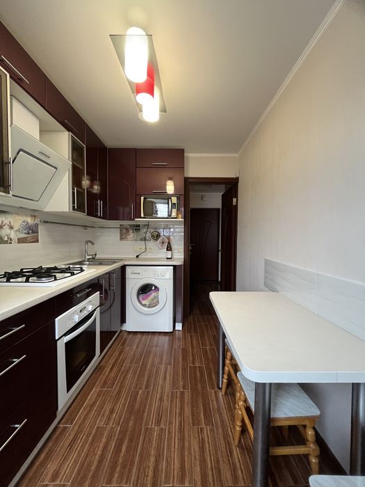 3к квартира левый берег, Березинка, ТРЦ Караван