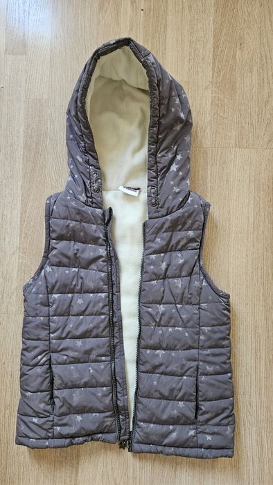 Желетка 9 лет 134 р