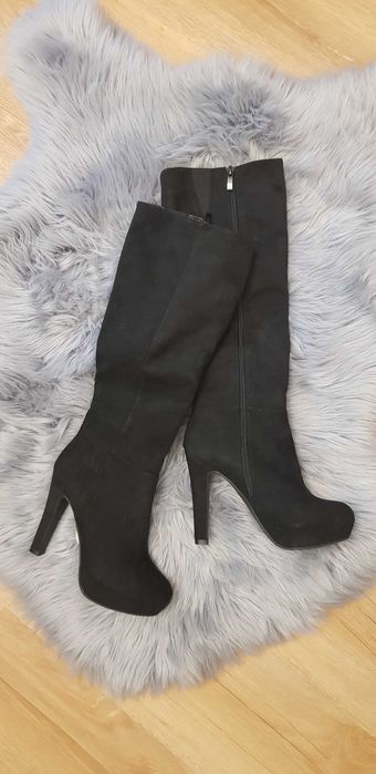 Długie kozaki na obcasie rozmiar 37