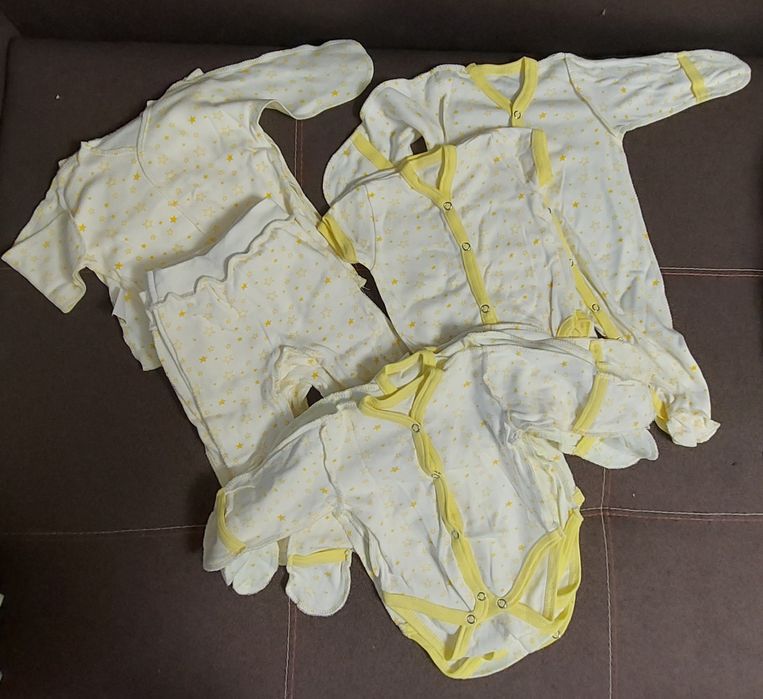 Одяг для немовлят