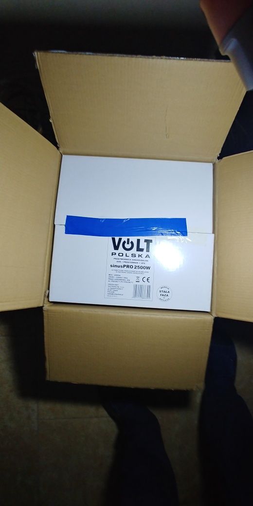 ДБЖ UPS Volt Polska sinus pro 2500 W Есть в наличии