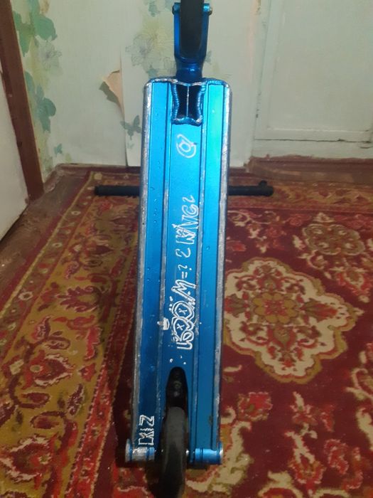 продам ИЛИ АБМЕН самакат кросер на скс стрит дека новый царапины коцки