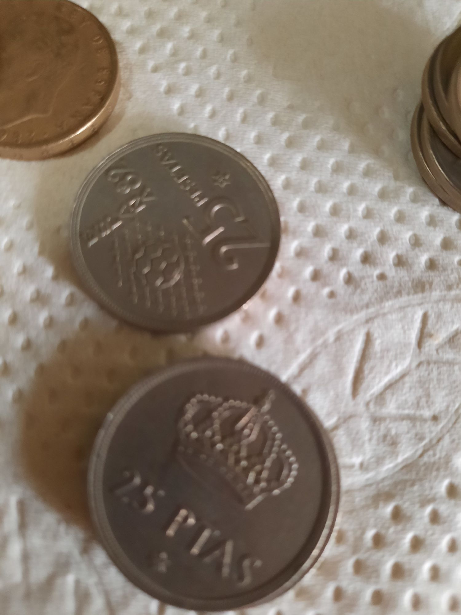 60 Moedas espanholas Pesetas antigas variadas